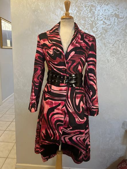 Red and black swirl print belted coat